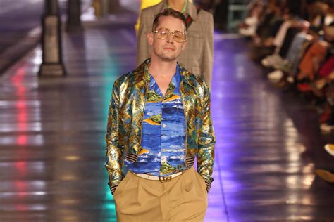 See Macaulay Culkin work the runway at the Gucci 